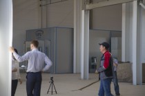 Определение точек подключения для технологического оборудования инженерами SPK GROUP в Астане на Заводе по производству дизельных двигателей для электровозов г. Астана 