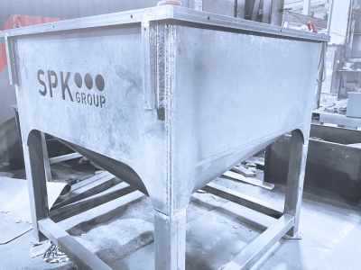 В производстве на заводе SPK GROUP вентиляционно-фильтровальная установка и система рекуперации дроби