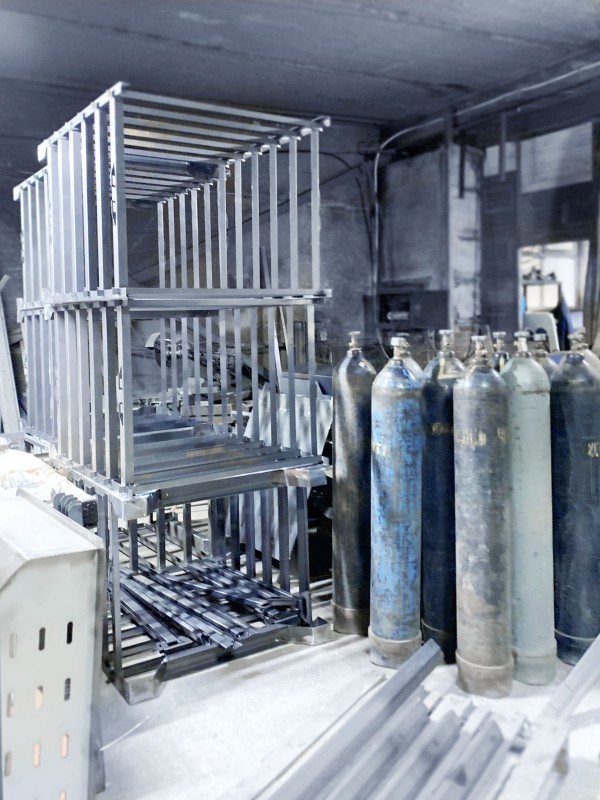 В работе на производстве SPK каркасы окрасочных камер