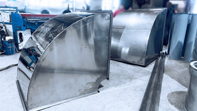 В производстве воздуховоды для окрасочных камер